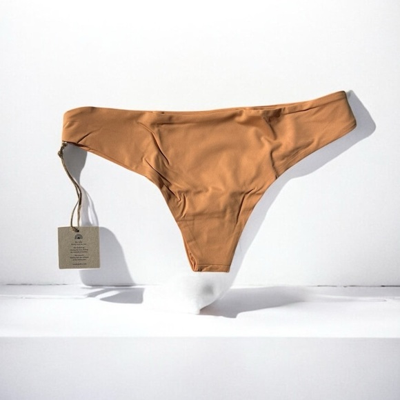 🌻NEW w.tag Free People x Toast Signature Ruffle Bandeau Top in Sandstone - Picture 12 of 13